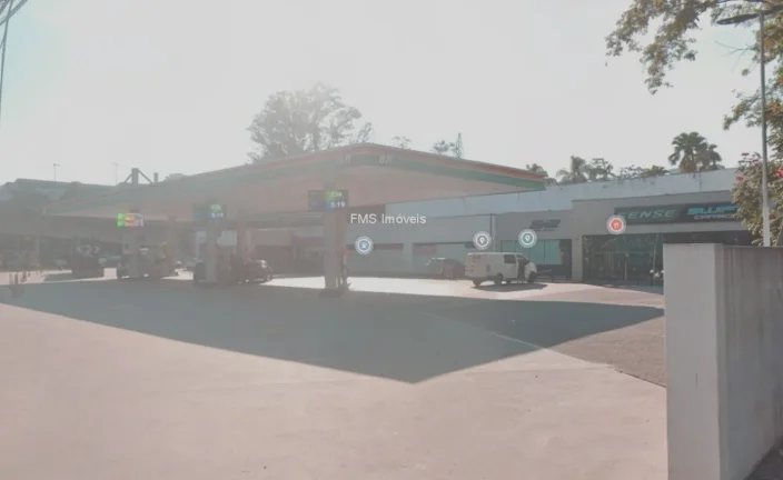 Imagem Loja comercial para locação em Barueri-SP, Alphaville Industrial: 3 salas, 4 banheiros, 12 vagas, 700m² de área. Venha conferir!