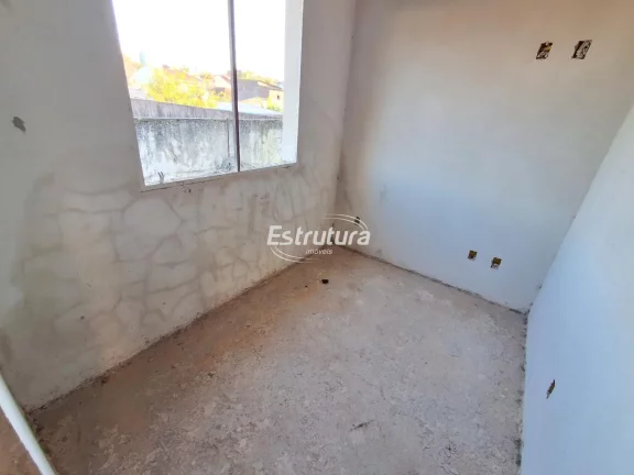 Casa em construção, 3 dormitórios, 1 suíte, sala, cozinha, garagem