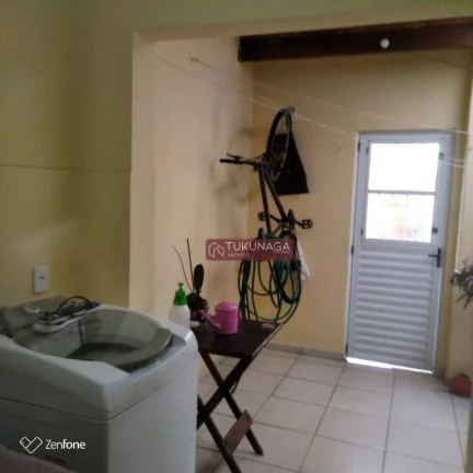 Imagem Sobrado com 4 dormitórios à venda, 142 m² por R$ 635.000,00 - Cidade Brasil - Guarulhos/SP
