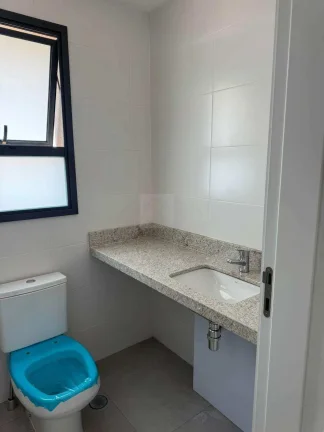 Imagem Hype-Apartamento de luxo à venda em Ribeirão Preto, Jardim Botânico, com 3 quartos, 156m2, sala com pé direito duplo, andar alto frente.