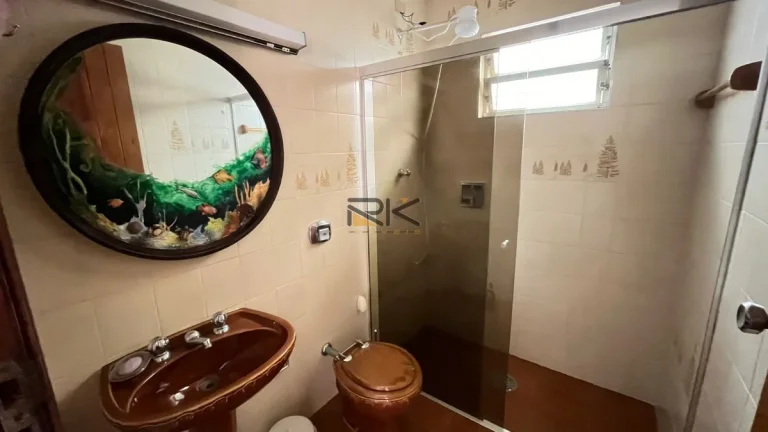 Imagem Casa à venda no bairro do Itaguá com 3 dormitórios,sala de estar e varanda