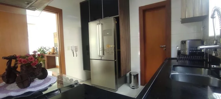 Imagem Casa em Condomínio para Venda em Teresópolis / RJ no bairro Prata