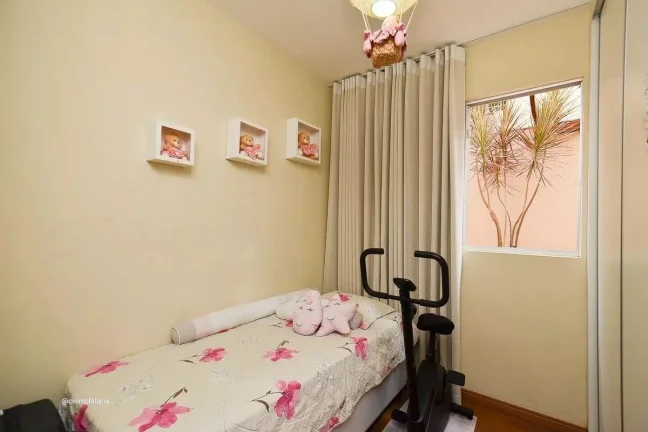 Imagem Apartamento com área privativa de 123m² , localizado em rua tranquila no bairro Ana Lúcia, próxi...