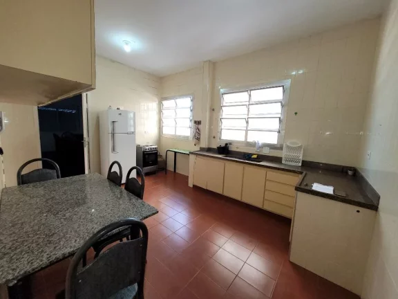 Imagem PITANGUEIRAS - FRENTE TOTAL AO MAR, 209,51 M² ÚTEIS, 01 VAGA DE GARAGEM EM PARQUEAMENTO, EXCELENTE APARTAMENTO, ANDAR ALTO, MARAVILHOSA VISTA