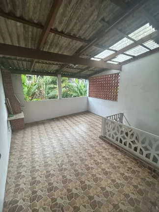 Imagem Casa Frente Locação 3 Dormitórios com 1 Vaga de garagem - Jardim Ipanema