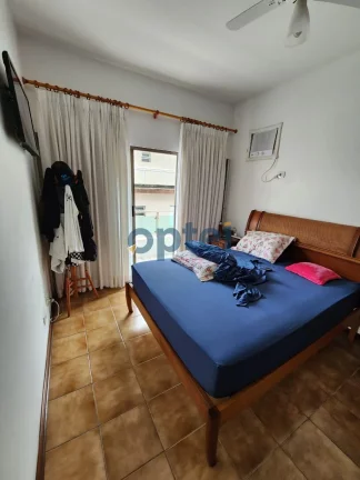 Imagem Apartamento mobiliado com 4 dormitórios (3 suítes), 2 vagas cobertas, 170 m² a duas quadras da praia da Enseada - Guarujá