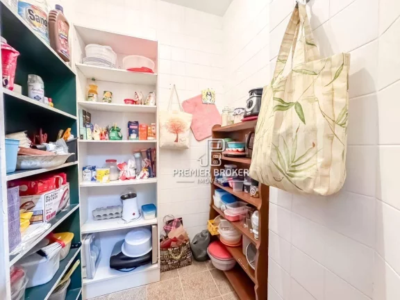 Imagem Casa à venda, 200 m² por R$ 800.000,00 - Quebra Frascos - Teresópolis/RJ