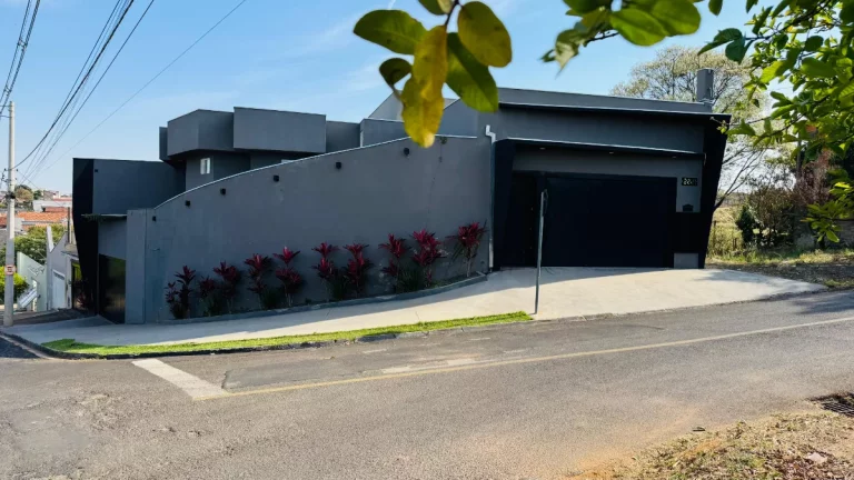 Imagem Casa de vila para venda em Jardim Piratininga com 3 quartos, sendo 2 suítes, 304m2