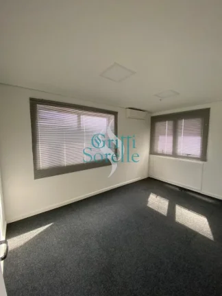 Imagem Conjunto Comercial à Venda no Itaim Bibi - São Paulo/SP.