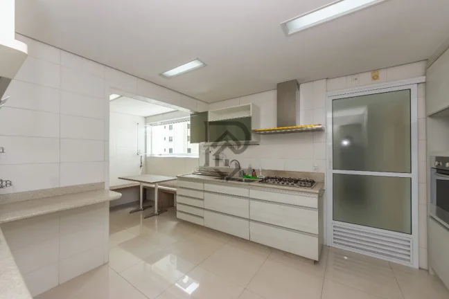 Imagem Apartamento saude andar alto 3 vagas determinada