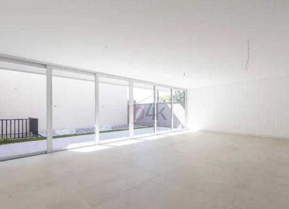 Imagem Casa à venda em Condomínio Fechado 4 suítes