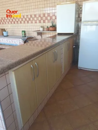 Imagem Espetacular Casa à Venda em Ribeirão Preto-SP, Ribeirânia: 3 Quartos, 1 Suíte, 2 Salas, 3 Banheiros, 4 Vagas, 240m²