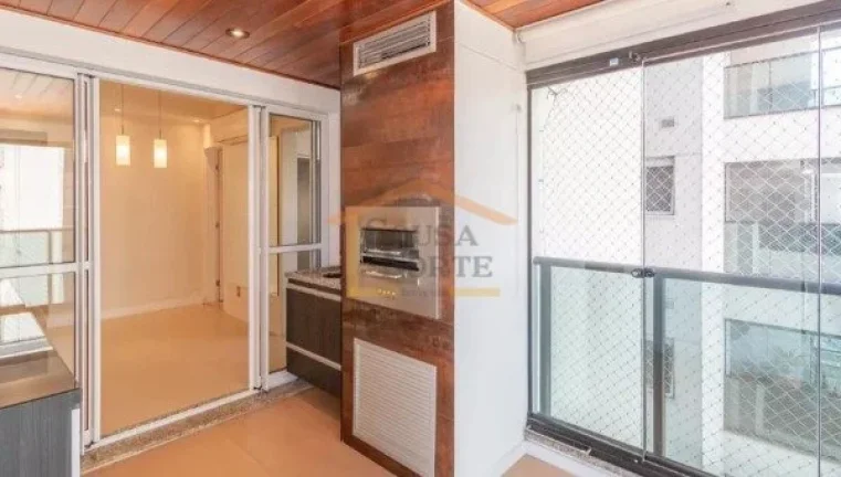 Imagem Apartamento com 82 m², com 2 dormitórios, sendo 1 suite, 3 banheiros, varanda, armários nos dormi...