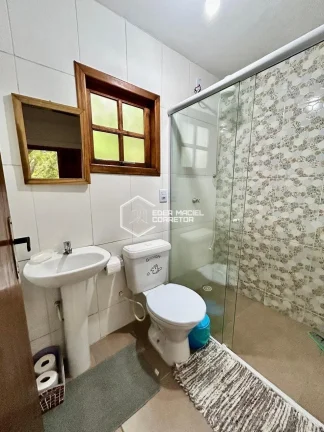 Imagem Se você busca qualidade de vida, conforto e proximidade com a praia, esta casa incrível é a escol...