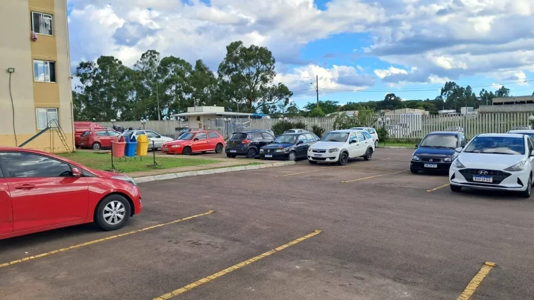 Imagem Apartamento Com 2 Quartos No Ganchinho - R$181 mil
