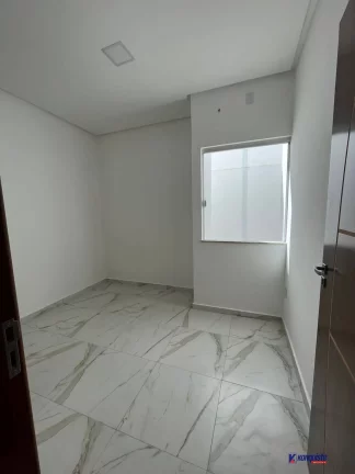 Imagem VENDO CASA 3/4 REFORMADA-PARQUE IPÊ