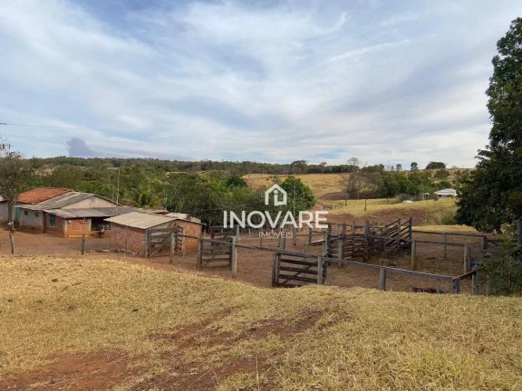 Imagem Chácara com 3 dormitórios à venda, 35000 m² por R$ 1.100.000,00 - Zona Rural - Panamá/GO
