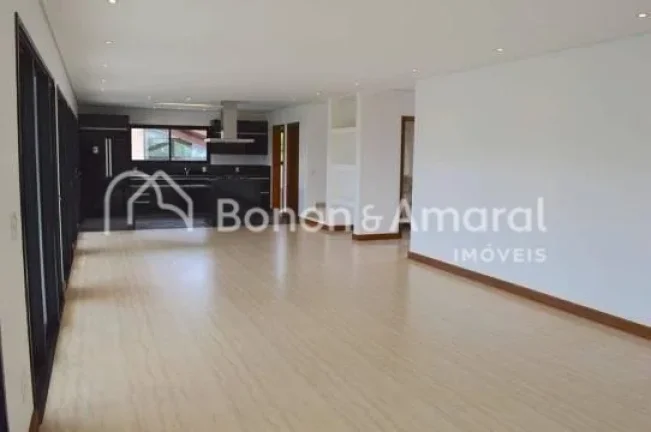Imagem Casa muito ampla, iluminada e com vista magnífica.
Projeto Arquitetônico: Riguetto Arquitetura e p...