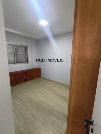 Imagem Imóvel com 2 Quartos à Venda, 58 m² em Jardim Ester - São Paulo