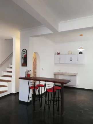 Imagem Casa 04 dormitórios. Aviação