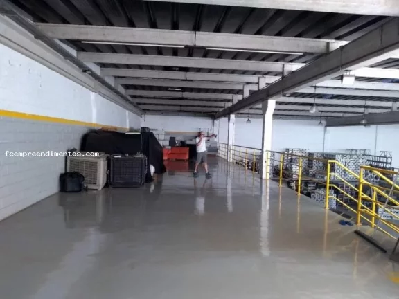 Imagem Galpão para Venda em Limeira, Parque Campos Elíseos, 2 dormitórios, 5 banheiros, 1 vaga