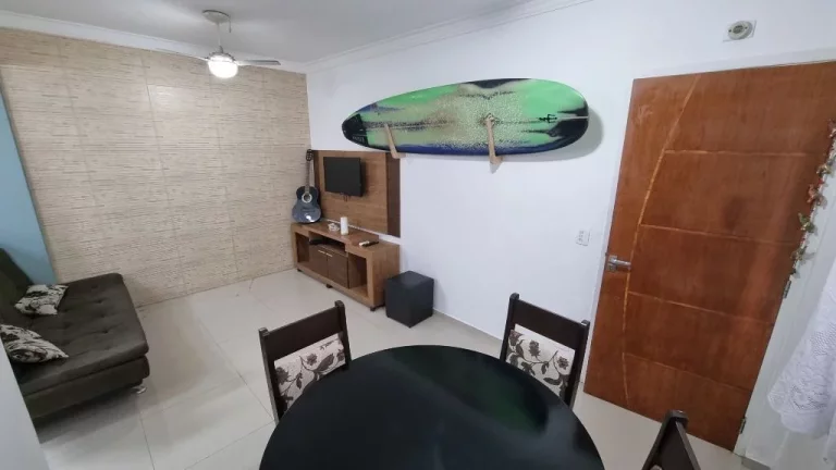 Imagem PITANGUEIRAS- LOCALIZAÇÃO ESPETACULAR , MARAVILHOSO APARTAMENTO TOTALMENTE REFORMADO E DECORADO.
