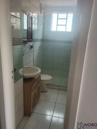 Imagem Amplo apartamento no centro de Santa Maria, sala para 02 ambientes com lareira e