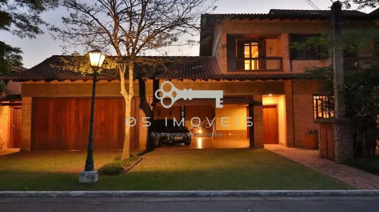 Imagem Casa alto padrão à venda na Aldeia da Serra com 7 suítes e espaço gourmet