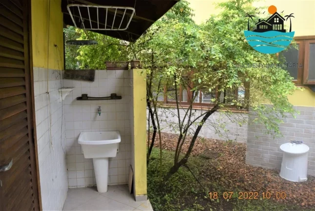 Imagem Aluguel Anual em Juquehy - Casa em condomínio, 03 quartos, sendo 01 suíte, varanda, churrasqueira, piscina a 200 metros da praia | Juquehy Imobiliária