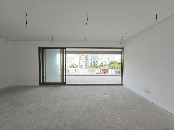 Imagem Apartamento à venda no Moema