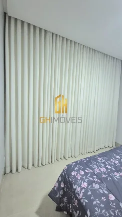 Imagem O sobrado possui:

- Casa toda em ESQUADRIAS
- Sala ampla com 2 ambientes integrada à área de laze...