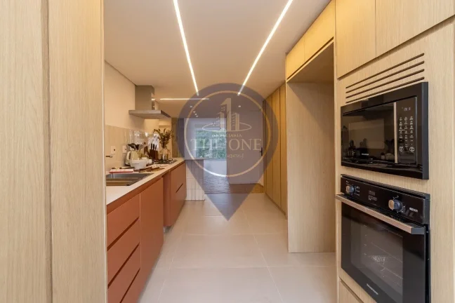 Imagem Apartamento de luxo no Jardim Paulista: 3 quartos, 3 suítes, 2 salas, 2 banheiros, 1 vaga, 141,32 m² - São Paulo-SP.