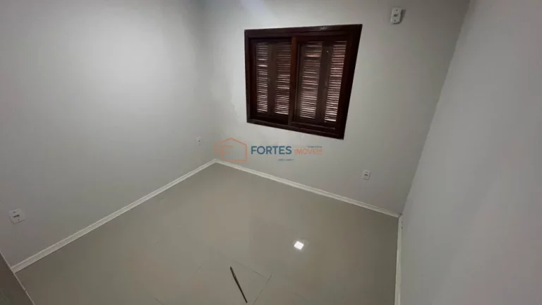 Imagem Fortes Imóveis Vende - Geminado no Bairro Pitangas