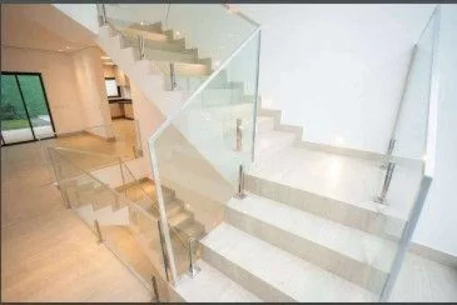 Imagem Casa de condomínio com 650 m², 4 quartos sendo 4 suítes à venda no bairro Alto da Boa Vista.