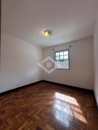 Imagem Casa Ampla e Sofisticada na Rua Saldanha Marinho, Castelânea, Petrópolis