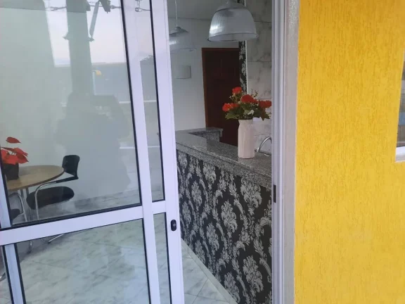 Imagem Um anúncio simples com argumentos sólidos