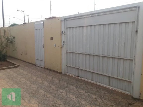 Imagem Casa à venda em Itobi, com 2 quartos