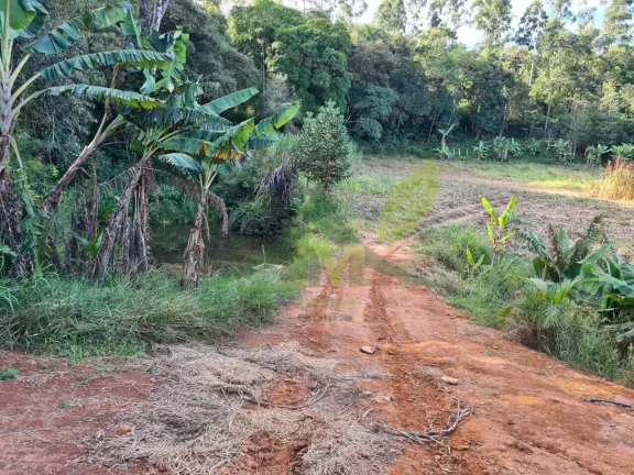 Imagem Sítio à Venda em Piracaia com 55.000m²
