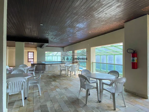 Imagem Apartamento à venda em Campos do Jordão – Condomínio com piscina