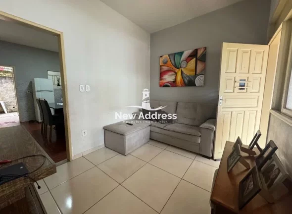 Imagem Casa com 300m² em excelente localização, pertinho da Avenida Expedito Garcia.