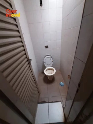 Imagem Excelente oportunidade: Imóvel comercial à venda em Ribeirão Preto-SP, no Jardim Macedo, com 2 salas, 3 banheiros e 150,00 m². Av. Francisco Junqueira