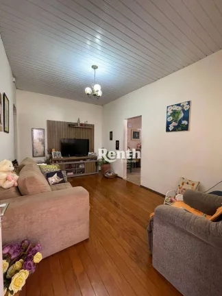 Imagem Casa com 3 dormitórios à venda, R$ 550.000 - Centro - Rio Claro/SP