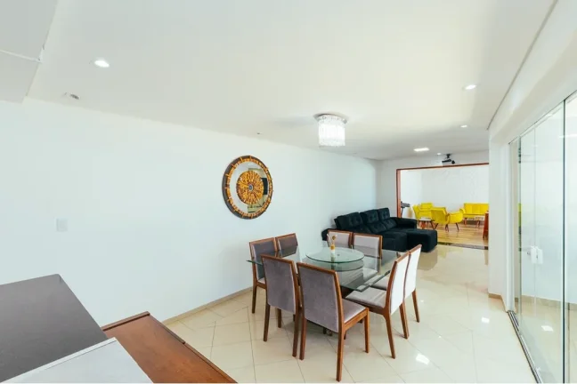 Imagem Casa à venda em Jundiaí, Jardim Pacaembu, com 4 quartos, 340m2