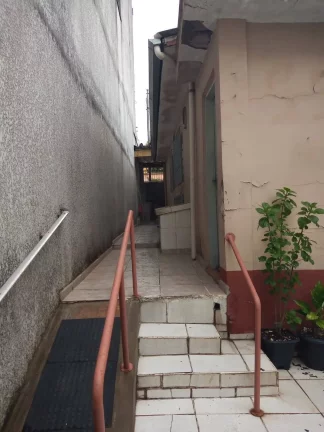 Imagem Casa Antiga com 250 metros e uma Edicila Exlente para Costrutor