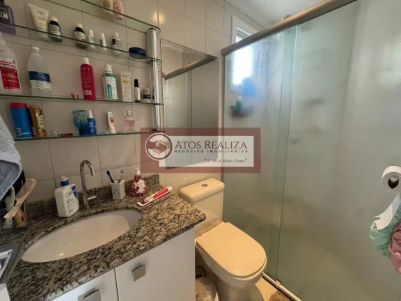 Imagem Vendo Apartamento de 2 Dormitirio com planejados, Cozinha com planejados, 1 vaga de garagem, 50m² e LAZER completo, R$320mil OPORTUNIDADE.