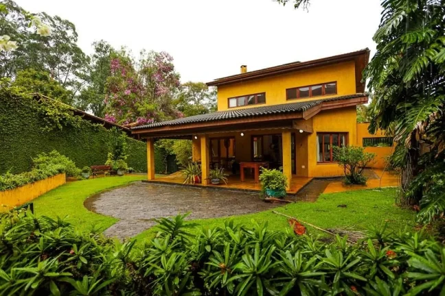 Imagem Cond Granja Viana II (Glebas IV/V) 4 sts. Rústico iluminado e espaçoso!