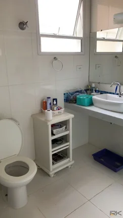 Imagem CASA NO BAIRRO DO ITAGUÁ COM 5 DORMITÓRIOS SENDO 2 SUÍTES,2 BANHEIROS SOCIAL,VARANDA COM CHURRASQUEIRA