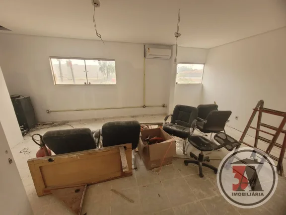 Imagem Galpão 900m2 Com 280m3 de Câmaras Frias