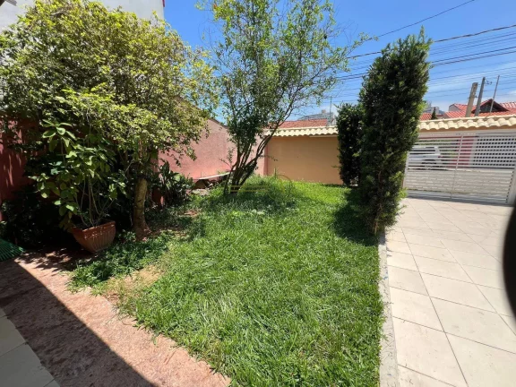Imagem Sobrado à venda no Centro apenas 150m da praia 4 dormitórios sendo 2 suítes