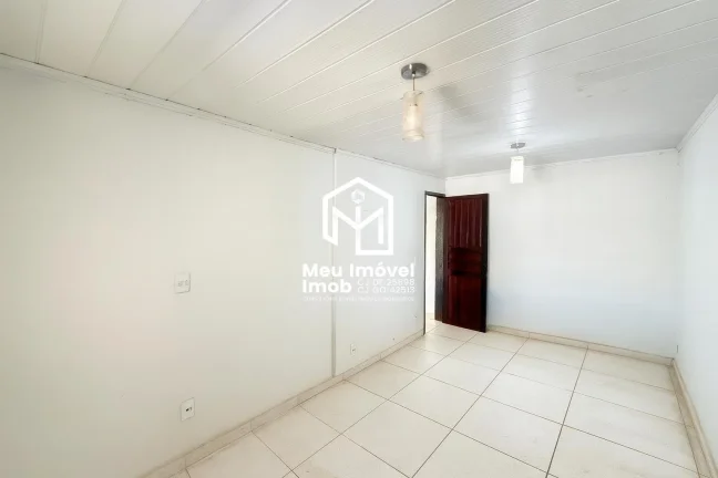 Imagem Casa 03 Dorm. em Ceilândia Sul (Ceilândia) - Brasília